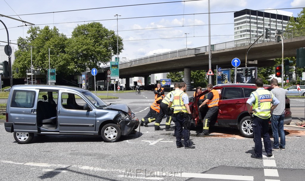 VU Koeln Deutz Mesekreisel P096.JPG - Miklos Laubert